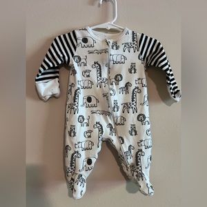 Wonder Nation 0-3 month sleeper